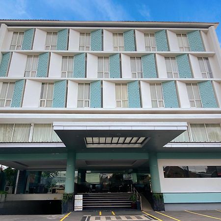 Luxury Malioboro Hotel Yogyakarta Eksteriør bilde